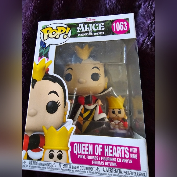 Funko Other - Alice in Wonderland - Queen Of Hearts with King #1063 Funko Pop